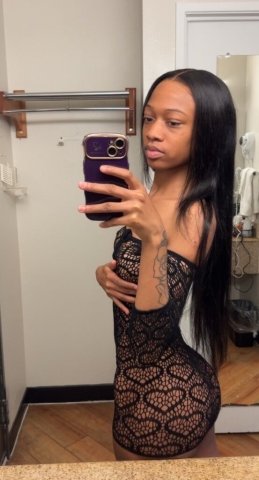 Baton Rouge Slim Petite Redhead - 1