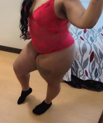 Toledo Female Escort — HH Specials & Clean, Classy Service - 1