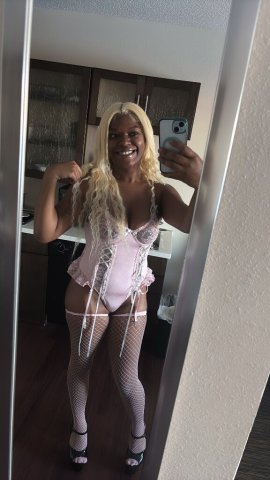 Hampton, Virginia Female Escort — Outcall, Incalls, Overnights - 1