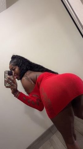 Throat Master Cum Play — Ebony Escort (26) - 1