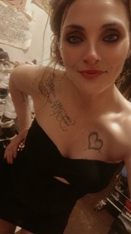 Starr — Female Escort for Incall & Outcall in Minneapolis / St. Paul - 1