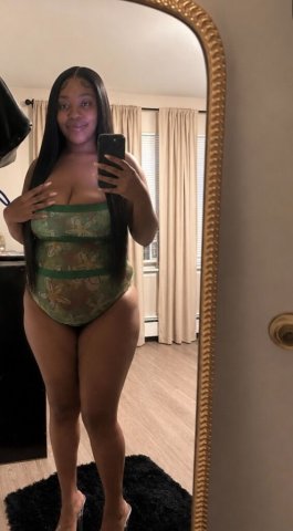 Maia — Boston Incall/Outcall Female Escort (Casual Meets, Fmty/Fetishes) - 1