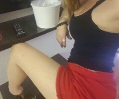Palm Springs escorts - Palm Springs CA Blonde Female Escort — Challenge-Discount Request