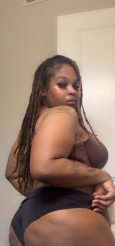 Birmingham Female Escort — Facetime Shows - 1