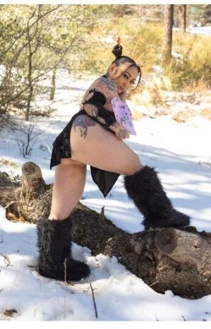 Asian persuasion incall Gainesville + outcall around areas (1-night) - 1