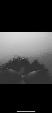 St Joseph, Missouri Female Escort — Incalls & outcalls 24/7 - 1