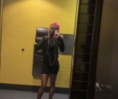 Salem escorts - Salem, Oregon Petite Private Chocolate Companion