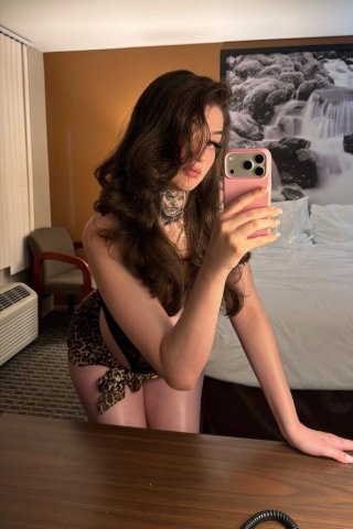 San Mateo CA Female Escort — Tattoos & Flirty Style - 1