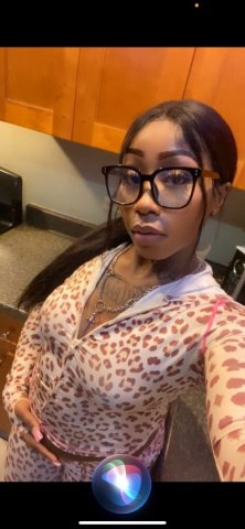 Discrete Female Escort in Chambana, Illinois — Facetime Verification - 1