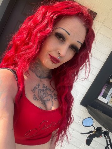 Winter’s Sexy Saturday () — Phoenix 29-Year-Old Petite Escort - 1