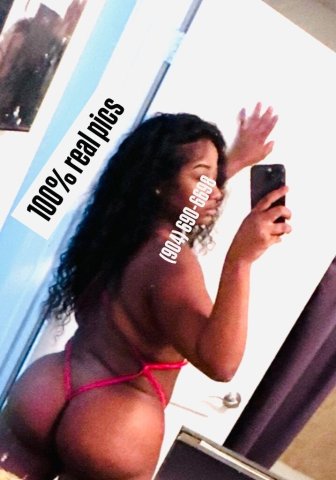 North Houston 2 Girls Escort — Spanish Lady & Black Lady - 1