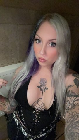 Orlando High Class Female Escort — Professional Erotic Massage & Outcall - 1