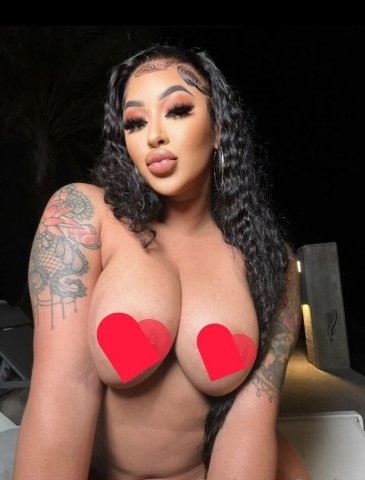 Minneapolis / St. Paul Female Escort — full-body massage, incall/outcall - 1