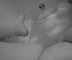 Louisville KY Incall/Outcall Redhead Female Escort — Oral Sex, Incall + Outcall - Image 2