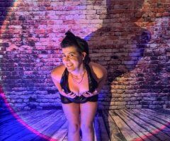 Quinn (SF) Curvy Mature Tomboy Toy — Incall/booking options - Image 8