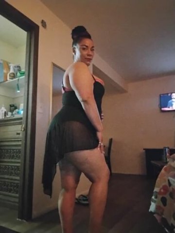 Female Escort in Topeka, Kansas - 1