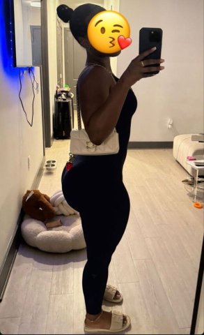 Latina Female Escort — Blowjob and Massage (30) - 1