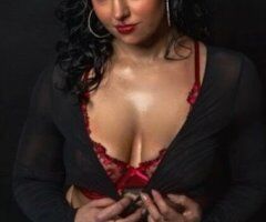 Portland In-Call Female Escort — private full-contact VIP show - Image 2