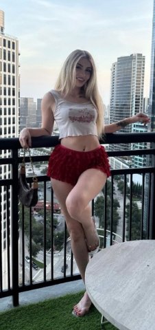 Kansas City Petite Blonde Female Escort — Incall & Outcall - 1