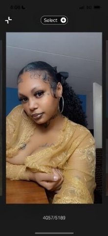 Flint MI Female Escort — Upscale playmate massage & dirty talk - 1