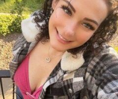 Phoenix Curvy Female Escort — Ava Specials All Night - Image 2