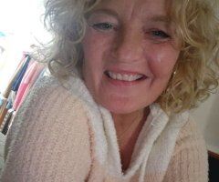 Callie (40+) — GFE, cuddling, kissing, conversation - Image 2