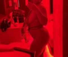 New Orleans escorts - Spicy Blonde Escort (25) — massages for pain & stress relief, real pics