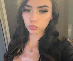 Portland escorts - Portland Female Escort — Slimthick Barbie Doll Cum & Play
