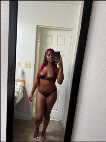 Chicago Female Escort — Incalls, Outcalls & Cardates - 1