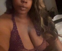 Columbia escorts - Columbia, SC Busty Chocolate Female Escort — No Bare Service