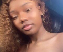 Baton Rouge escorts - Baton Rouge Female Escort — Petite outcalls (deposit required)