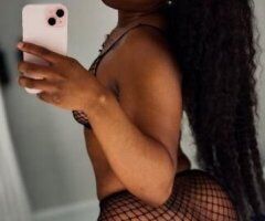 Meridian Darkskin Squirting Pussy Experience & Deepthroat - Image 4