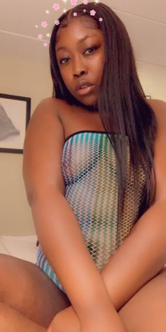 Ventura Female Escort — Incall/Outcall with Dinner Date & Doggy/RVG - 1