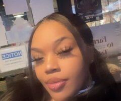 Seattle Curvy Female Escort — Throat/Relaxing Massage & Gentle Touch - Image 3
