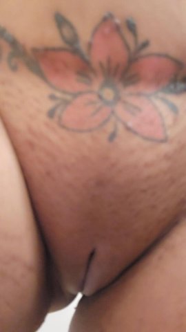 Latina Horny Tight Pussy — Hookup (In-Call, Out-Call & Car-Call) — 24/7 - 1