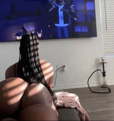 Columbus, Ohio Female Escort — Man Eater Monday (32) - 1