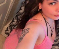 Reno escorts - Mia in Reno: slim-thick escort with big boobs for incalls, car dates, and outcalls (deposit required)