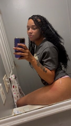 Ann Arbor Female Escort — In-Calls (Head Only, 24) - 1