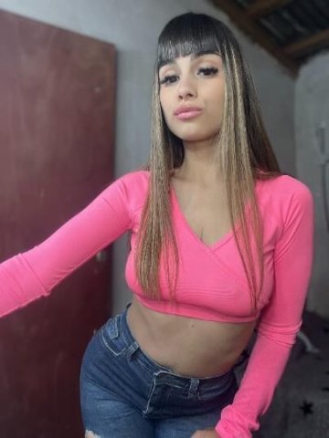 Frederick Petite FWB — Chloe (sexting, camming, vids) - 1