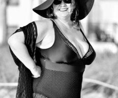 Hollywood Beach Today — Jay-Leah (45) Irish Redheaded Female Escort - Image 8