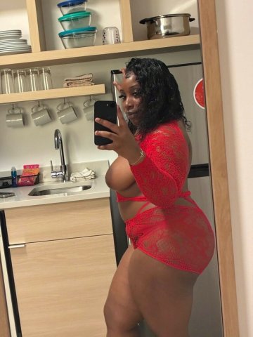 Memphis, TN Female Escort — wet throat & tight grip “2 nut deal” - 1