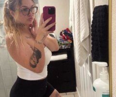 San Fernando Valley Female Escort — FaceTime shows, carplay & content bundles - Image 2