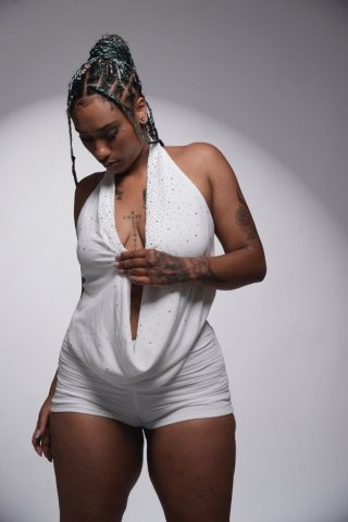 Oakland Incall & Outcall Female Escort — no-rush sessions - 1