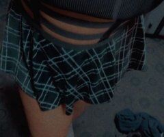 Bloomington, IL Incalls Female Escort — Fetishes & Golden Shower - Image 3