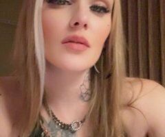 Riley James (Blonde) — Tattooed Blonde Bombshell Escort in Oakland/East Bay - Image 2