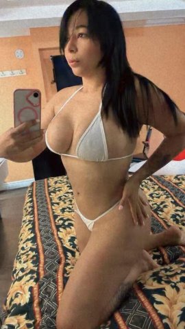 Queens NY Female Escort Outcalls to Your Place - 1