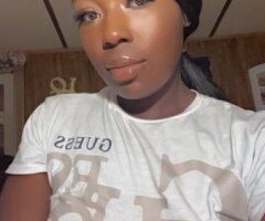 Tyler escorts - Thick Lip Kisses & Late-Night Fun (Tyler)