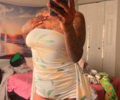 Raleigh-Durham Female Escort — 60qv service - Image 2