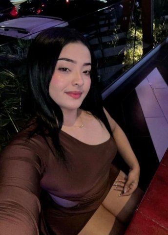 South Bend 25F Escort — Friendly Woman for Dates & Good Conversation - 1