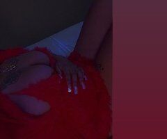 Chico CA Santa Daddy Mrs. Claus—Diamond (Mixed Asian & Blk Creamer) Incalls + Outcalls - Image 3